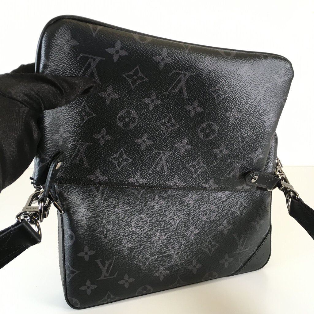 Louis Vuitton Trio Messenger