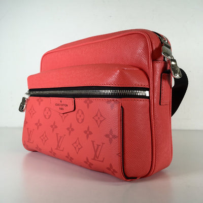 Louis Vuitton Outdoor Messenger