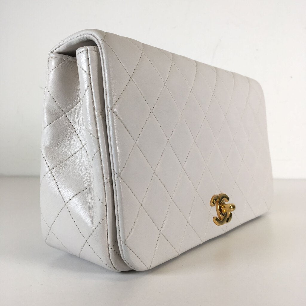 Chanel Vintage Quilted Full Flap