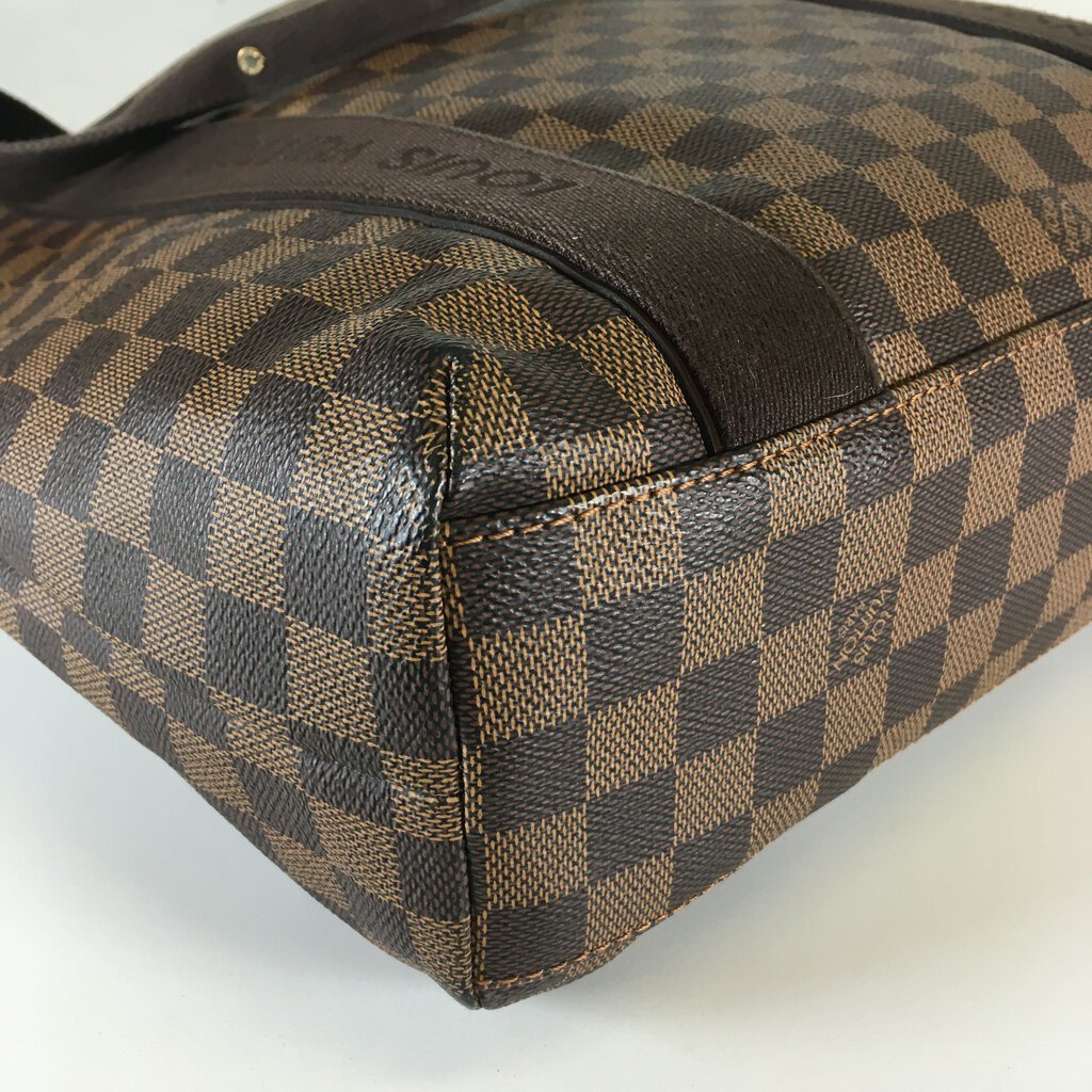 Louis Vuitton Beaubourg Tote