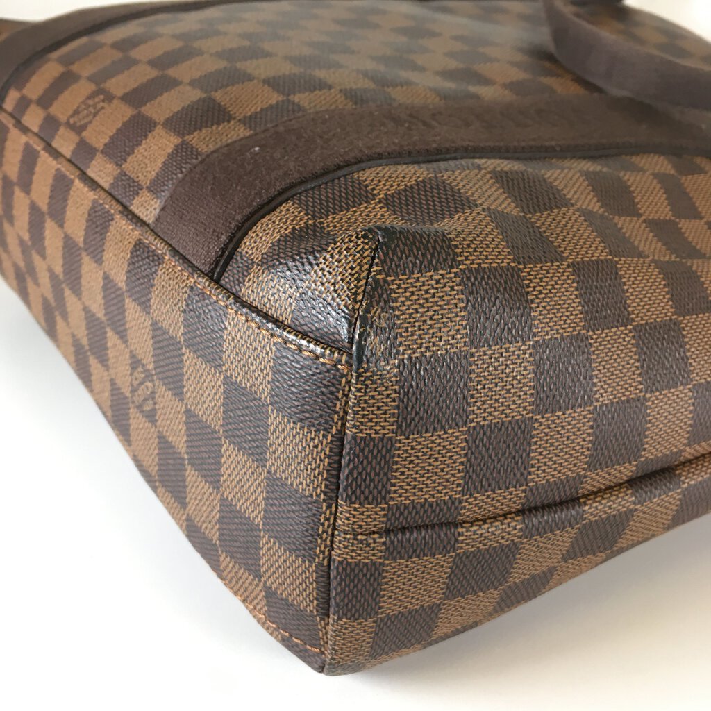 Louis Vuitton Beaubourg Tote