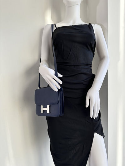 Hermes Constance 18