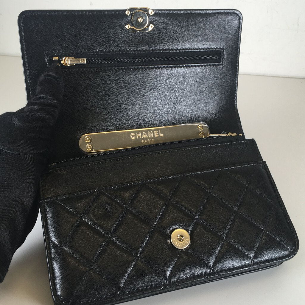 Chanel Top Handle Wallet on Chain