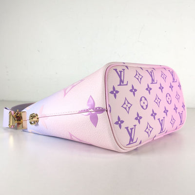 Louis Vuitton Marshmallow PM