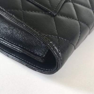 Chanel Wallet on Chain (WOC)