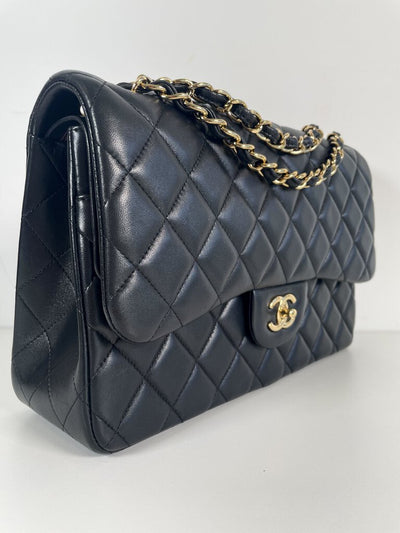 Chanel Classic Jumbo Flap