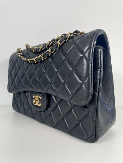 Chanel Classic Jumbo Flap