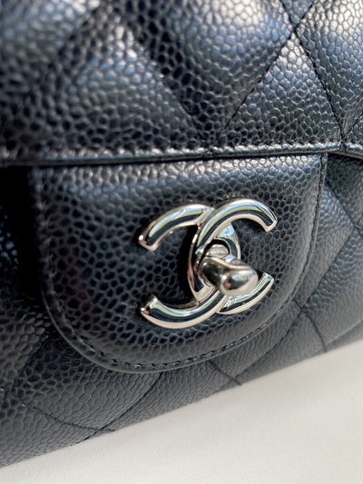 Chanel Classic Jumbo Flap