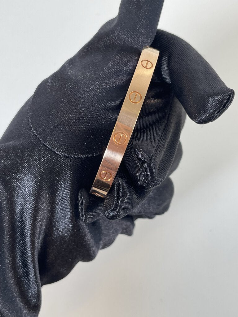 Cartier Love Bracelet (Size 17)