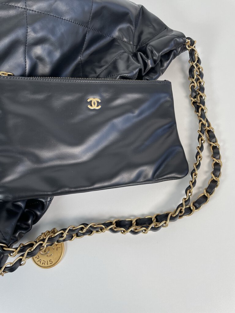 Chanel 22 Hobo Bag