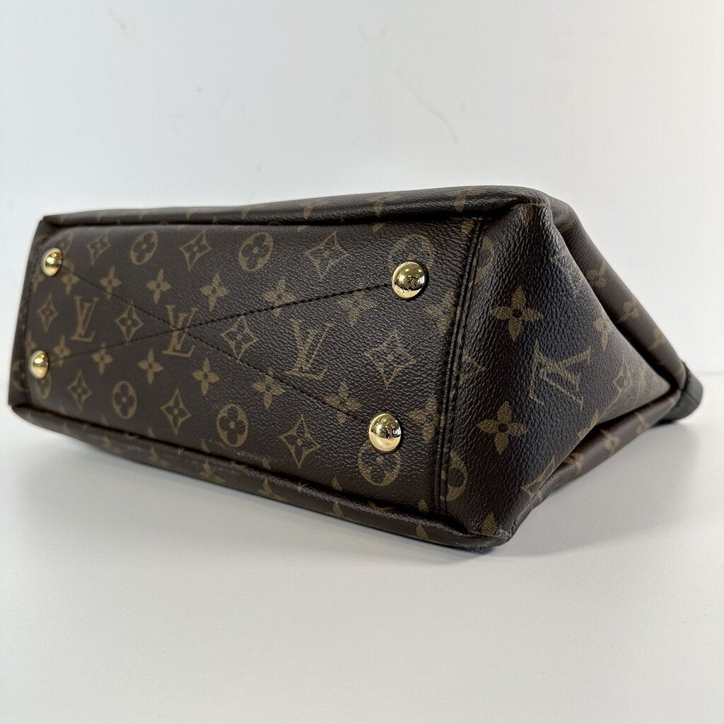 Louis Vuitton Pallas Shopper