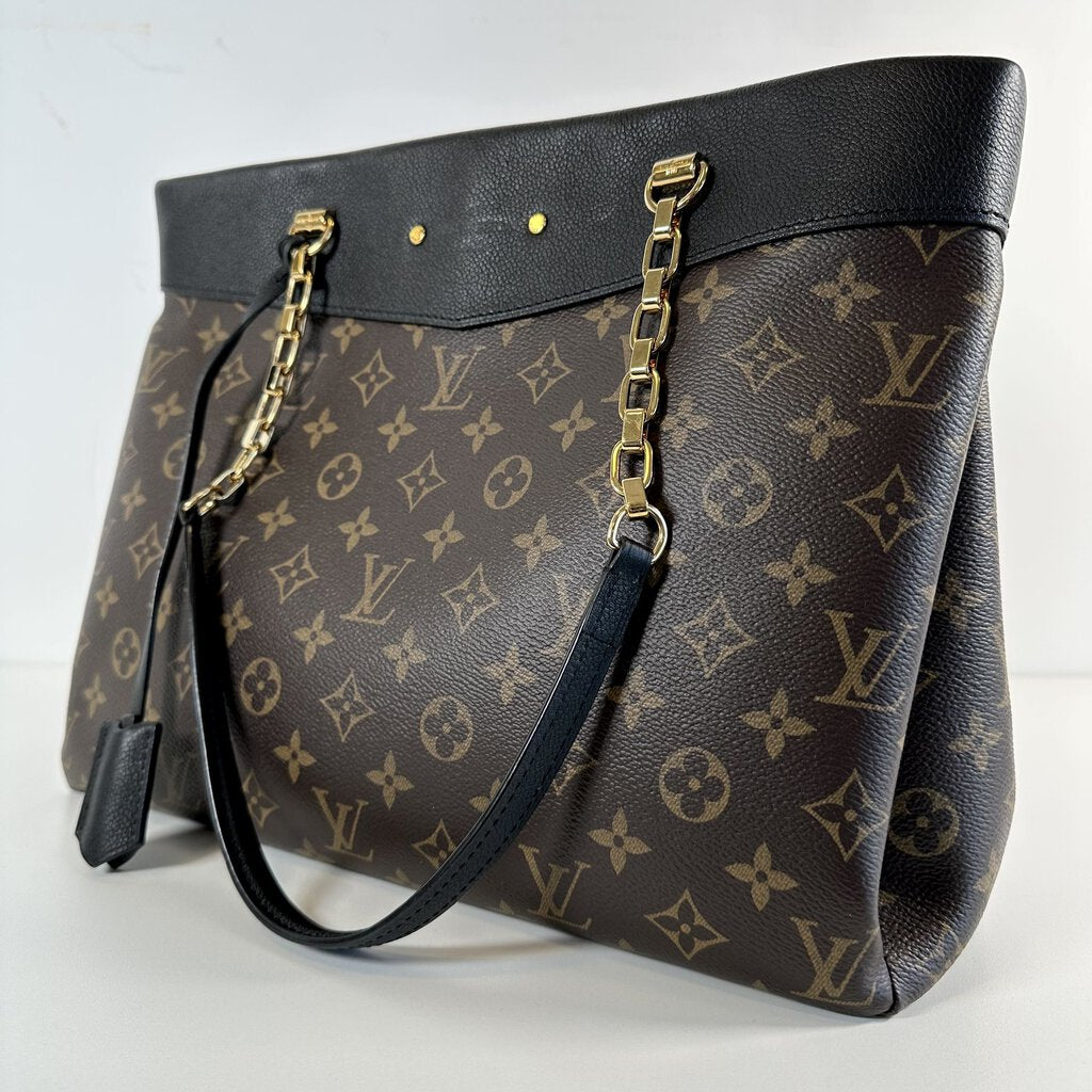 Louis Vuitton Pallas Shopper