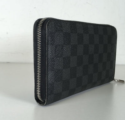 Louis Vuitton Zippy Organizer Wallet