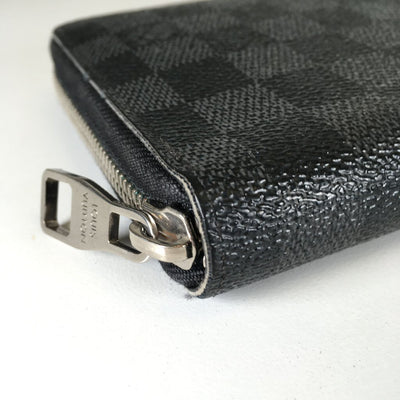 Louis Vuitton Zippy Organizer Wallet