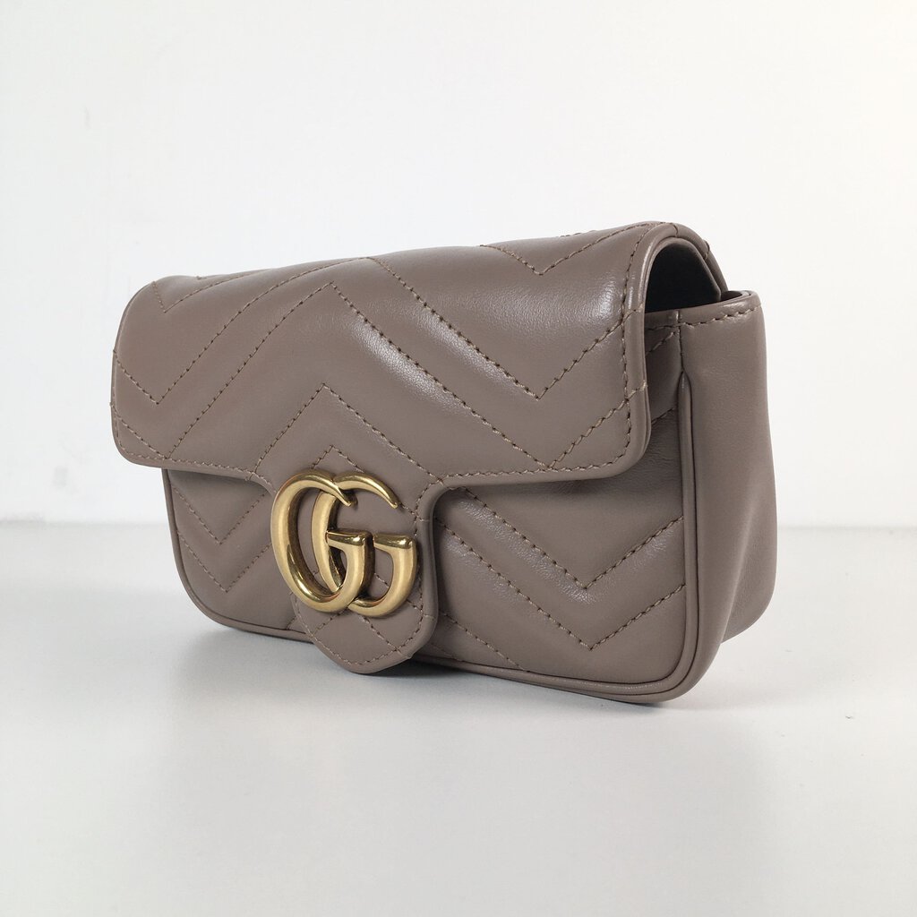 Gucci Marmont Matelasse Super Mini