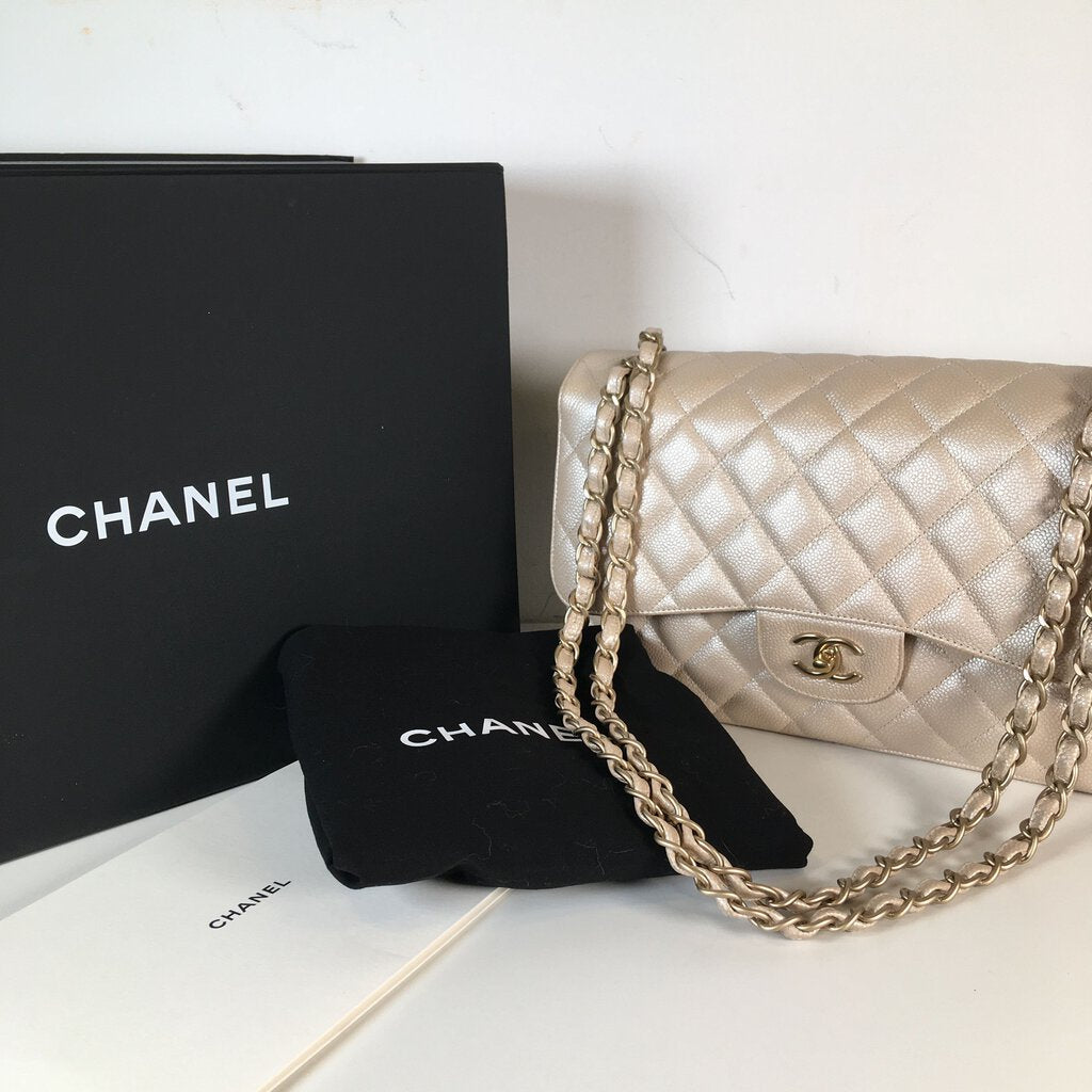 Chanel Classic Jumbo Flap