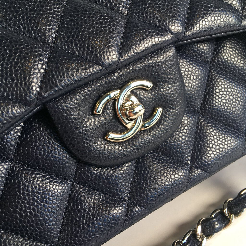 Chanel Classic Jumbo Flap