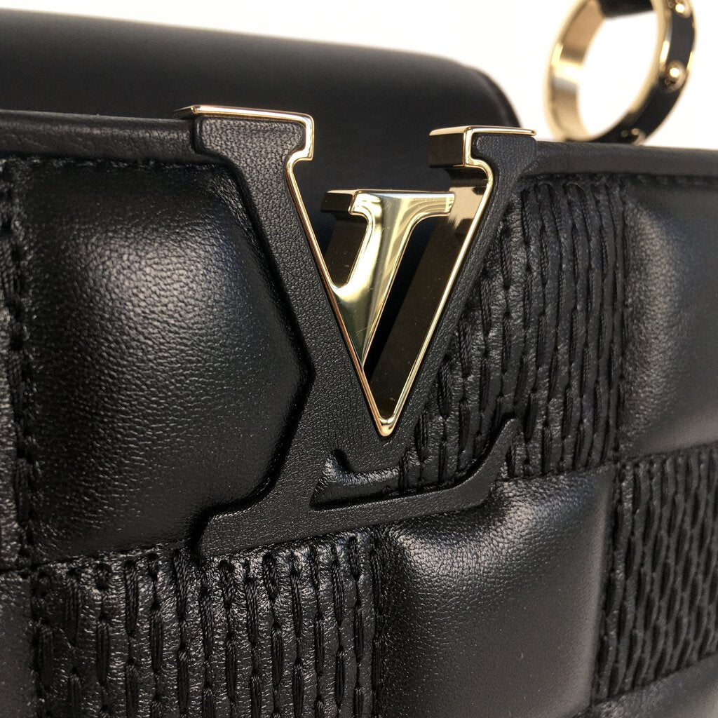 Louis Vuitton Capucines Bag BB