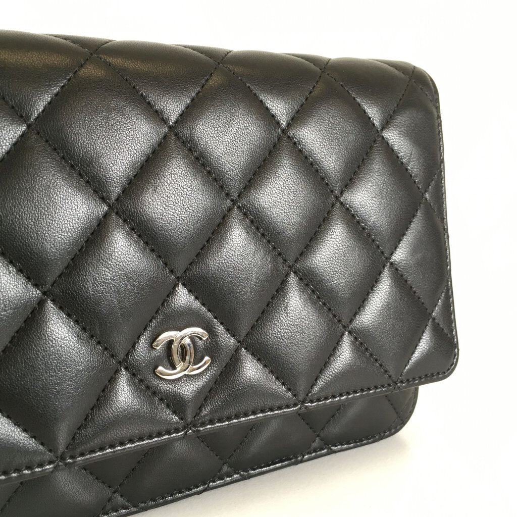 Chanel Wallet on Chain