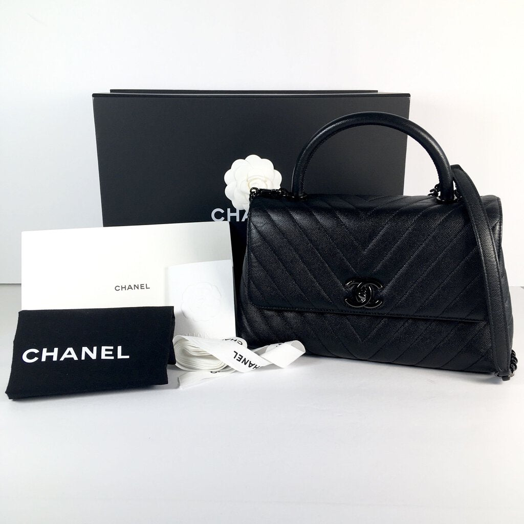 Chanel Cocohandle So Black