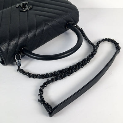 Chanel Cocohandle So Black