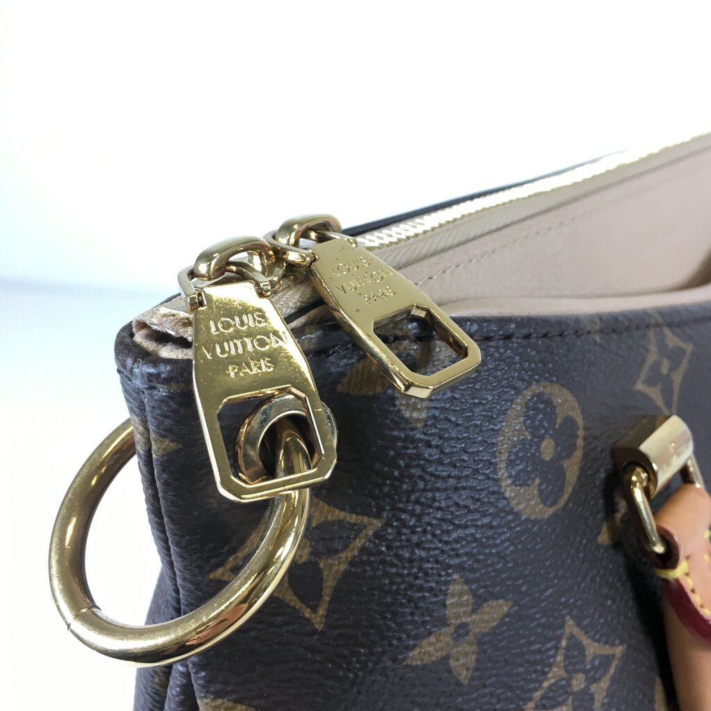 Louis Vuitton Pallas BB