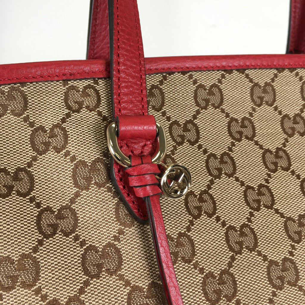 Gucci Bree Supreme Tote