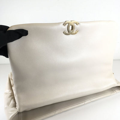 Chanel 19 Maxi Flap