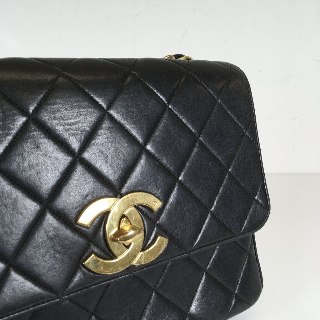 Chanel Vintage Medium Square