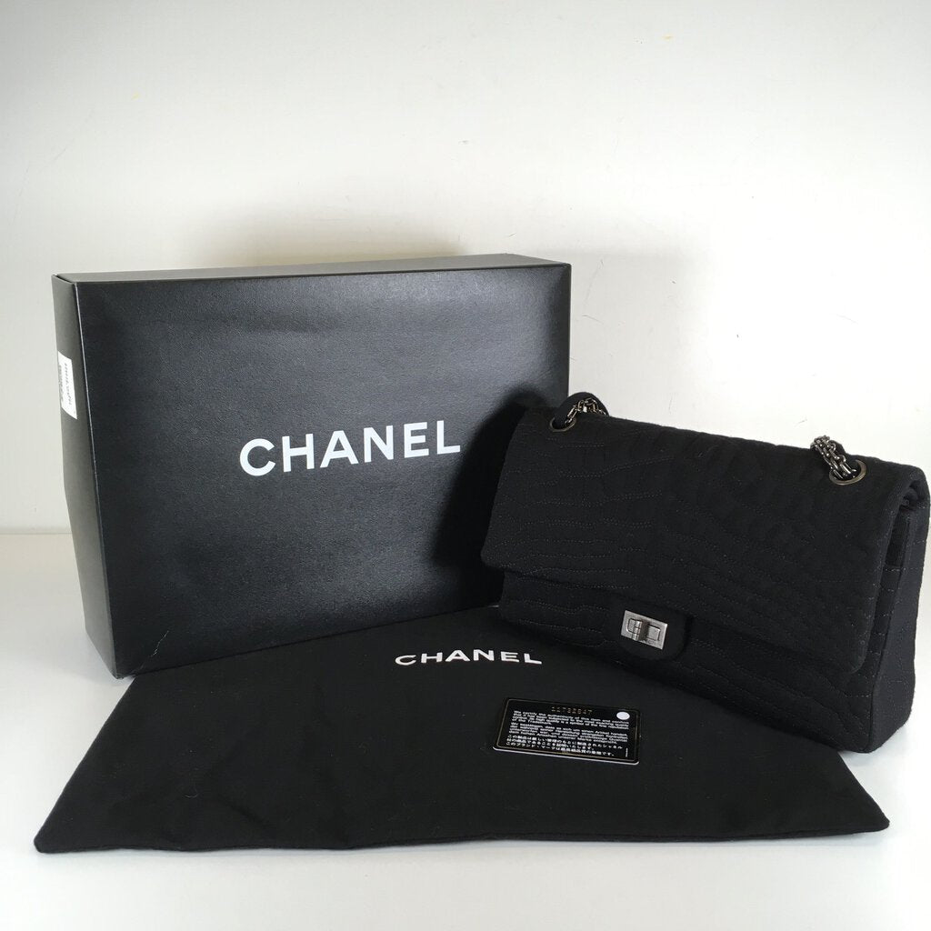 Chanel Reissue 226