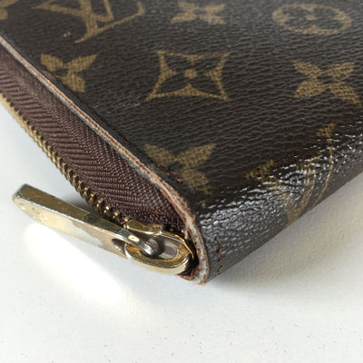 Louis Vuitton Zippy Organizer Wallet