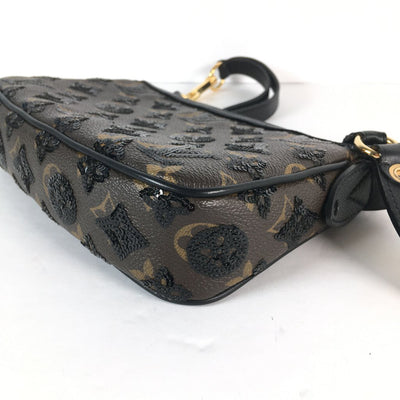 Louis Vuitton Eclipse Pochette