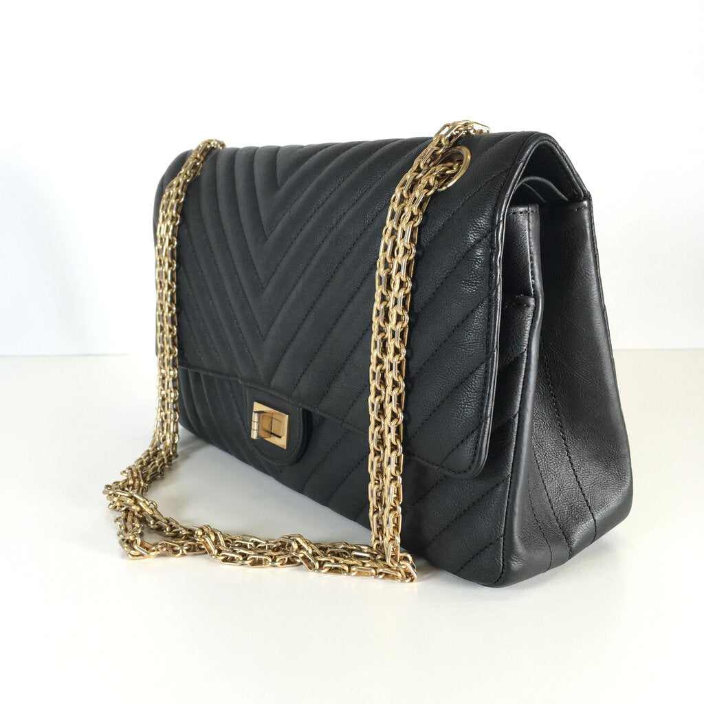 Chanel Chevron Reissue 226