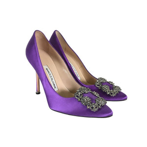 Manolo Blahnik Hangisi Heels 35