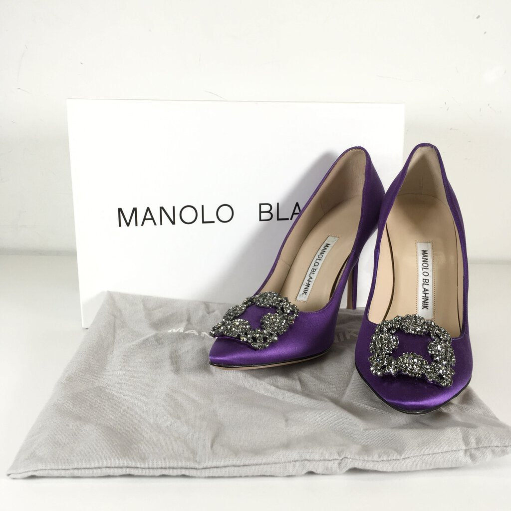 Manolo Blahnik Hangisi Heels 35