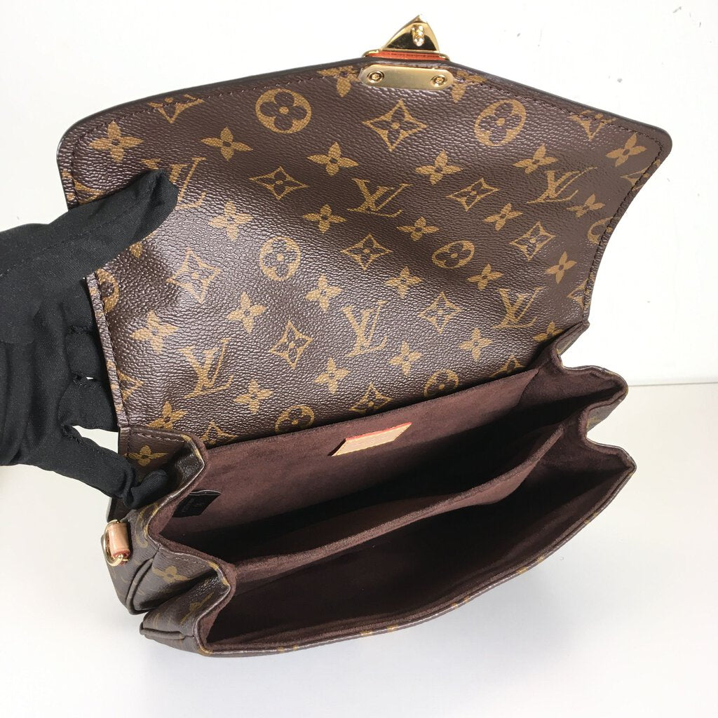 Louis Vuitton Pochette Metis