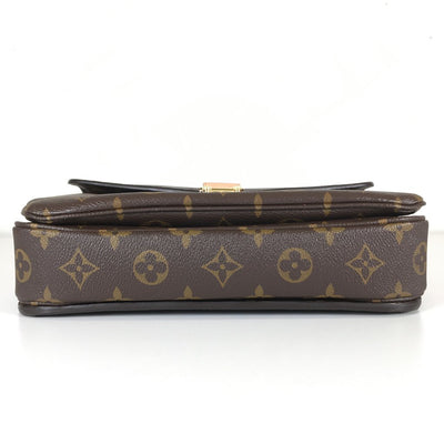 Louis Vuitton Pochette Metis