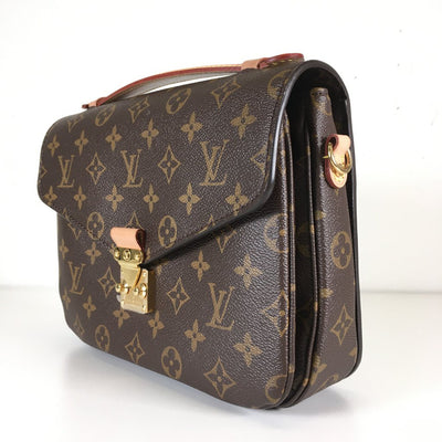 Louis Vuitton Pochette Metis