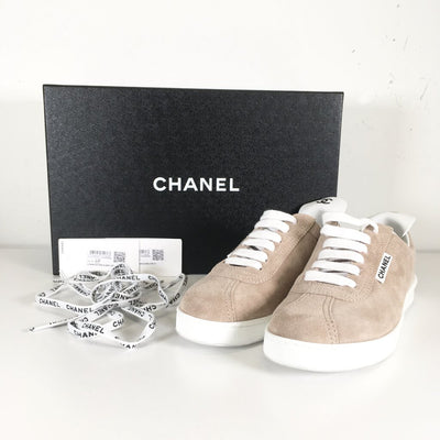 Chanel Weekender Low Top Sneakers 37