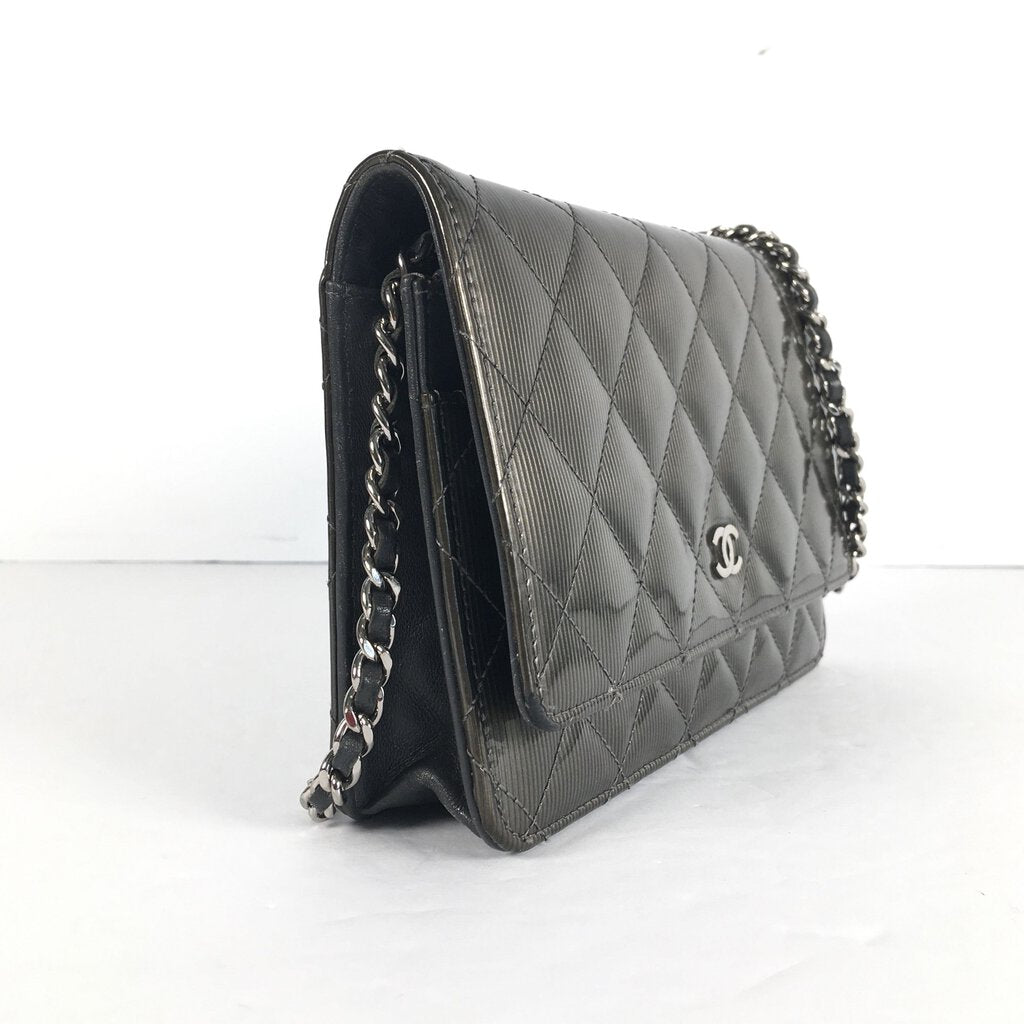 Chanel Wallet on Chain