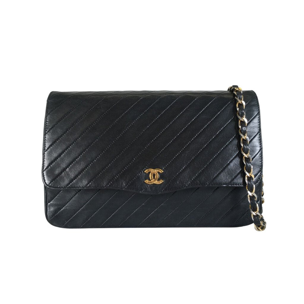 Chanel Vintage Diagonal Flap