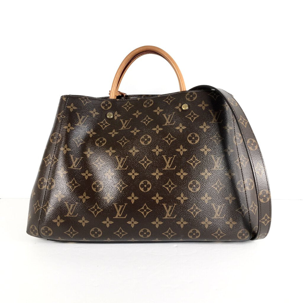 Louis Vuitton Montaigne MM