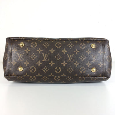 Louis Vuitton Pallas