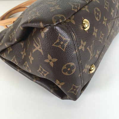 Louis Vuitton Pallas