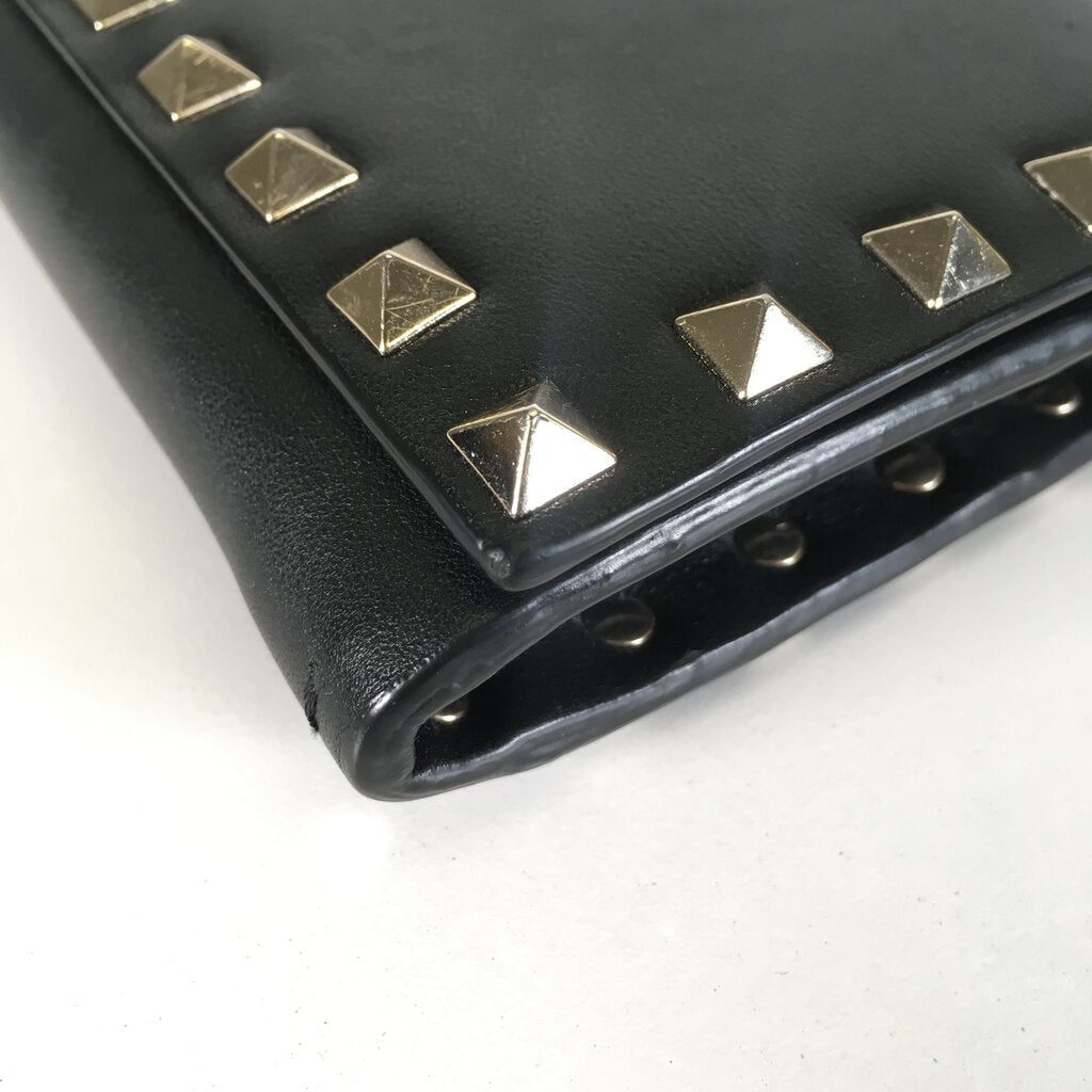 Valentino Rockstud Wallet on Chain