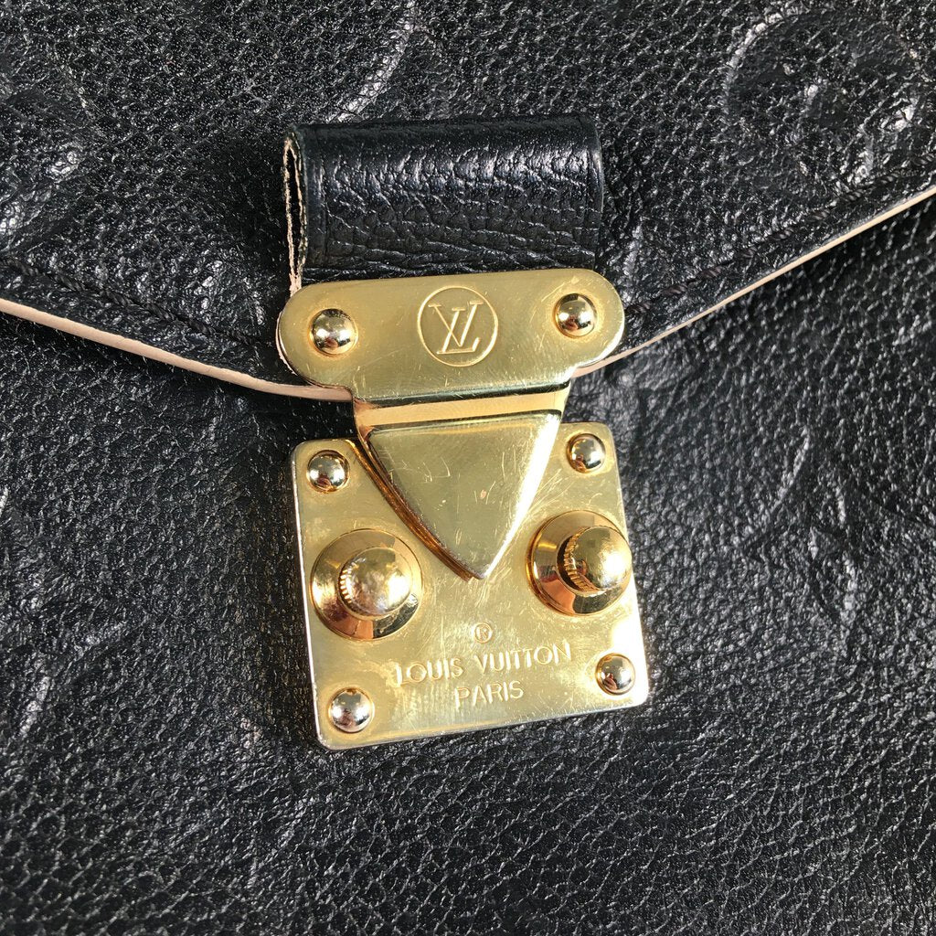 Louis Vuitton Pochette Metis