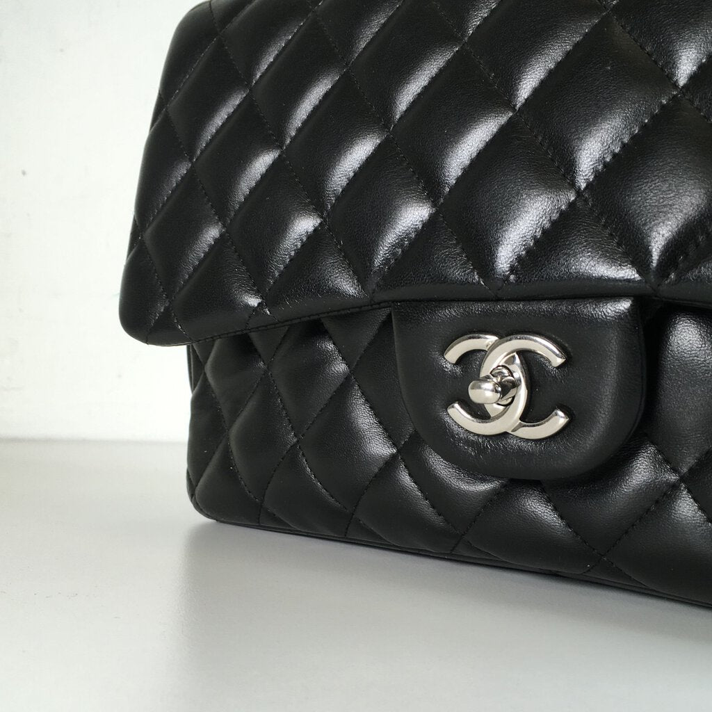 Chanel Classic Jumbo