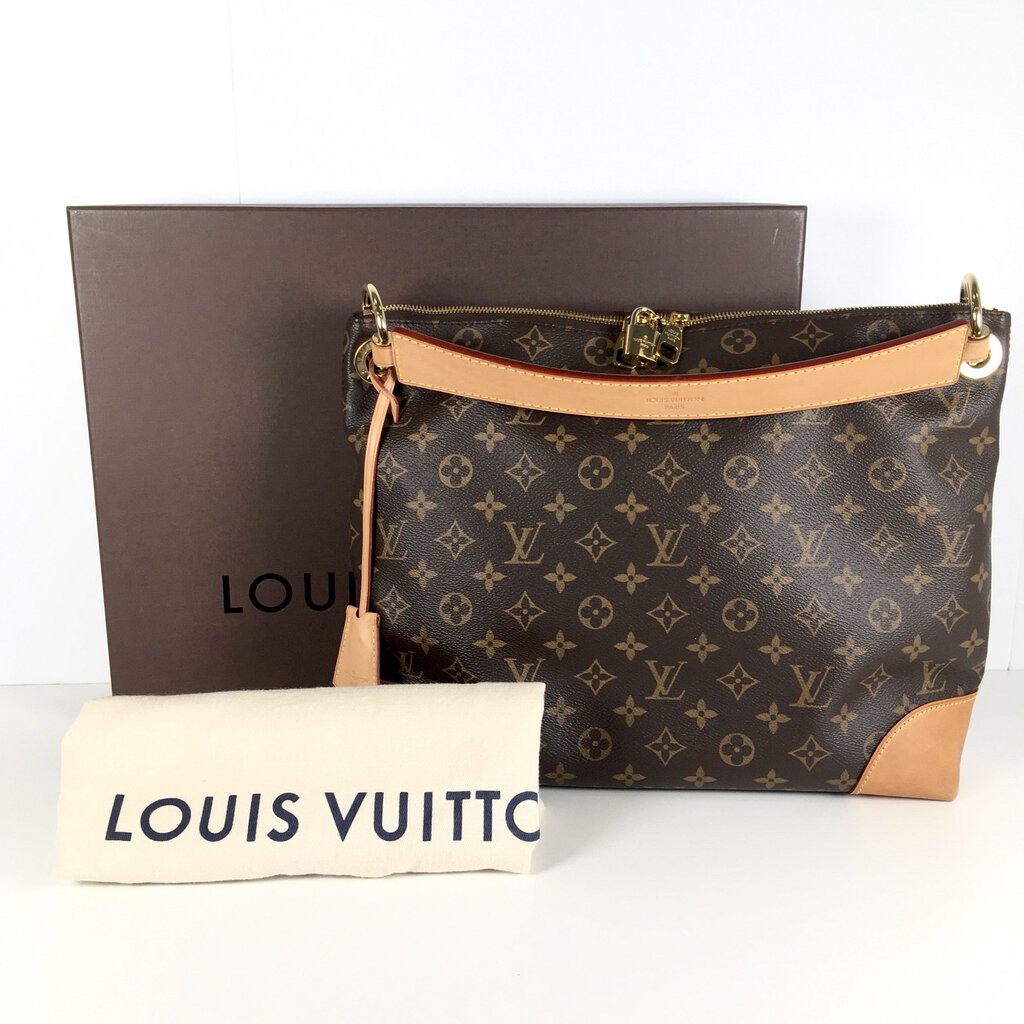 Louis Vuitton Berri PM Handbag