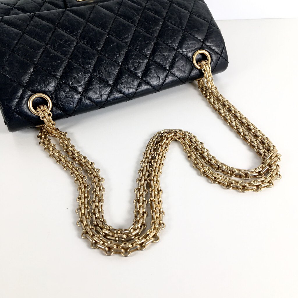 Chanel Reissue 225