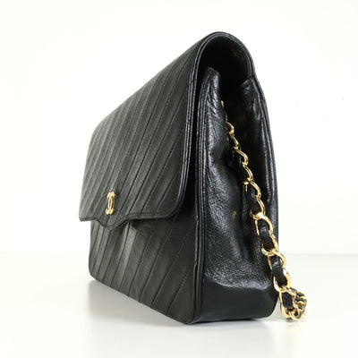 Chanel Vintage Diagonal Flap